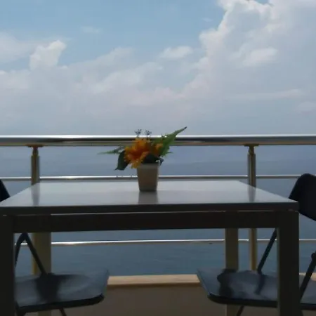 Apartment Blue Sea